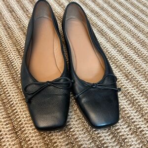 M. Gemi Danza Black Leather Ballet Flats with Bow- 9.5